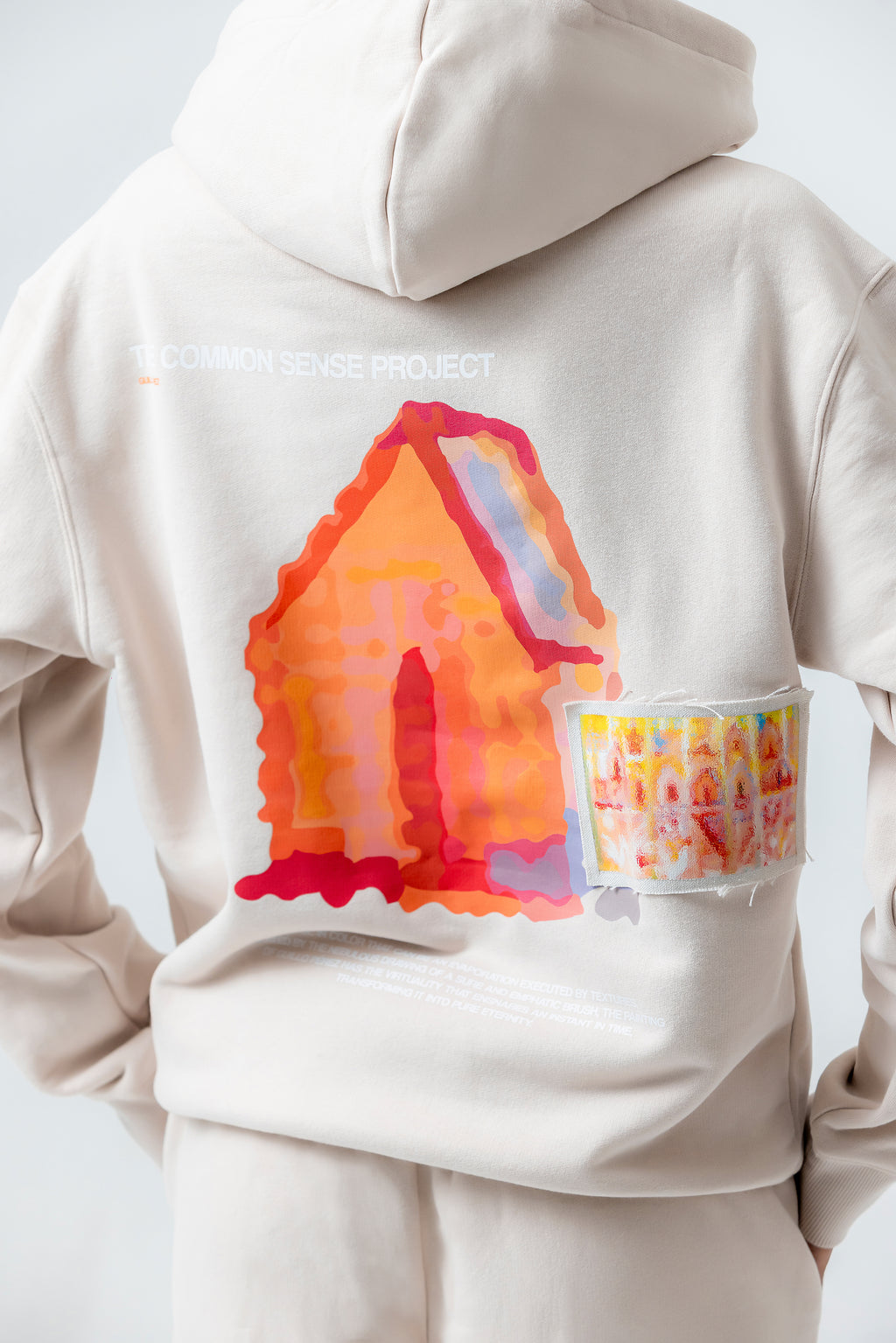 BLURRY SENSE HOODIE