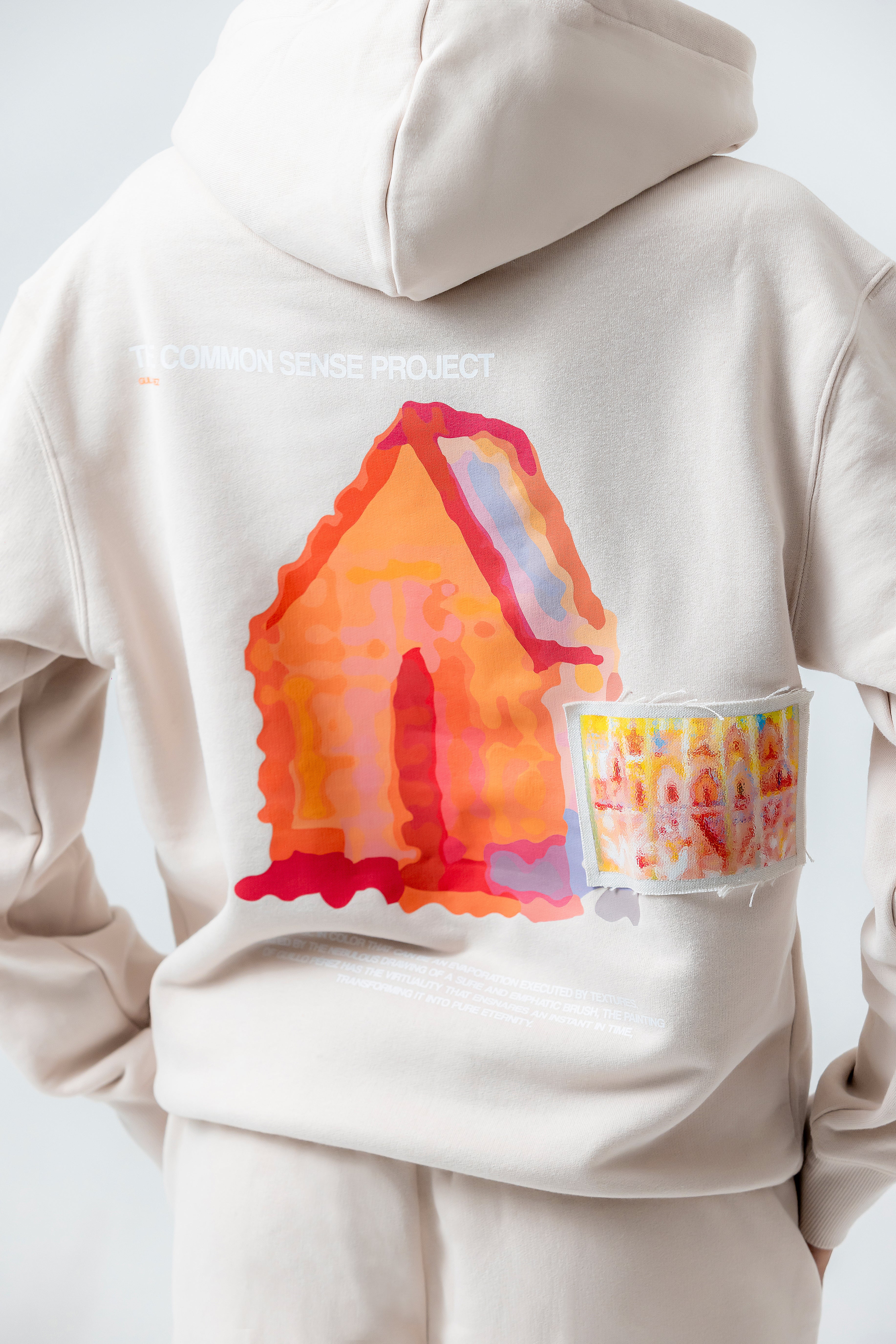 BLURRY SENSE HOODIE